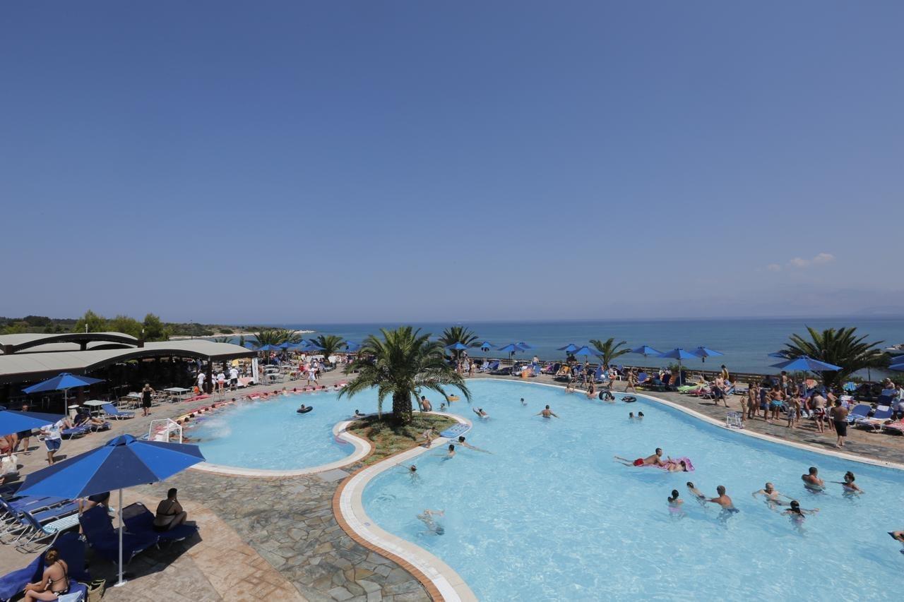 Mareblue Beach Agios Spyridon  المظهر الخارجي الصورة