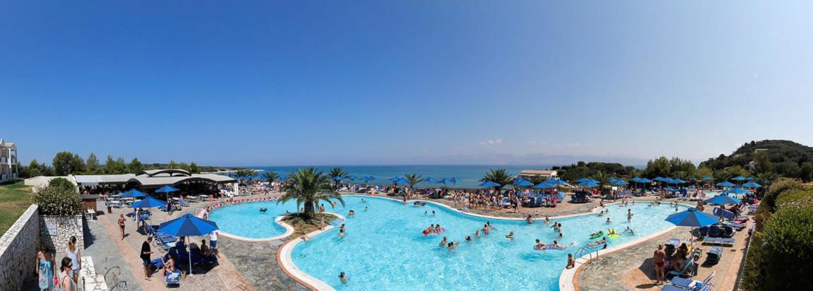 Mareblue Beach Agios Spyridon  المظهر الخارجي الصورة