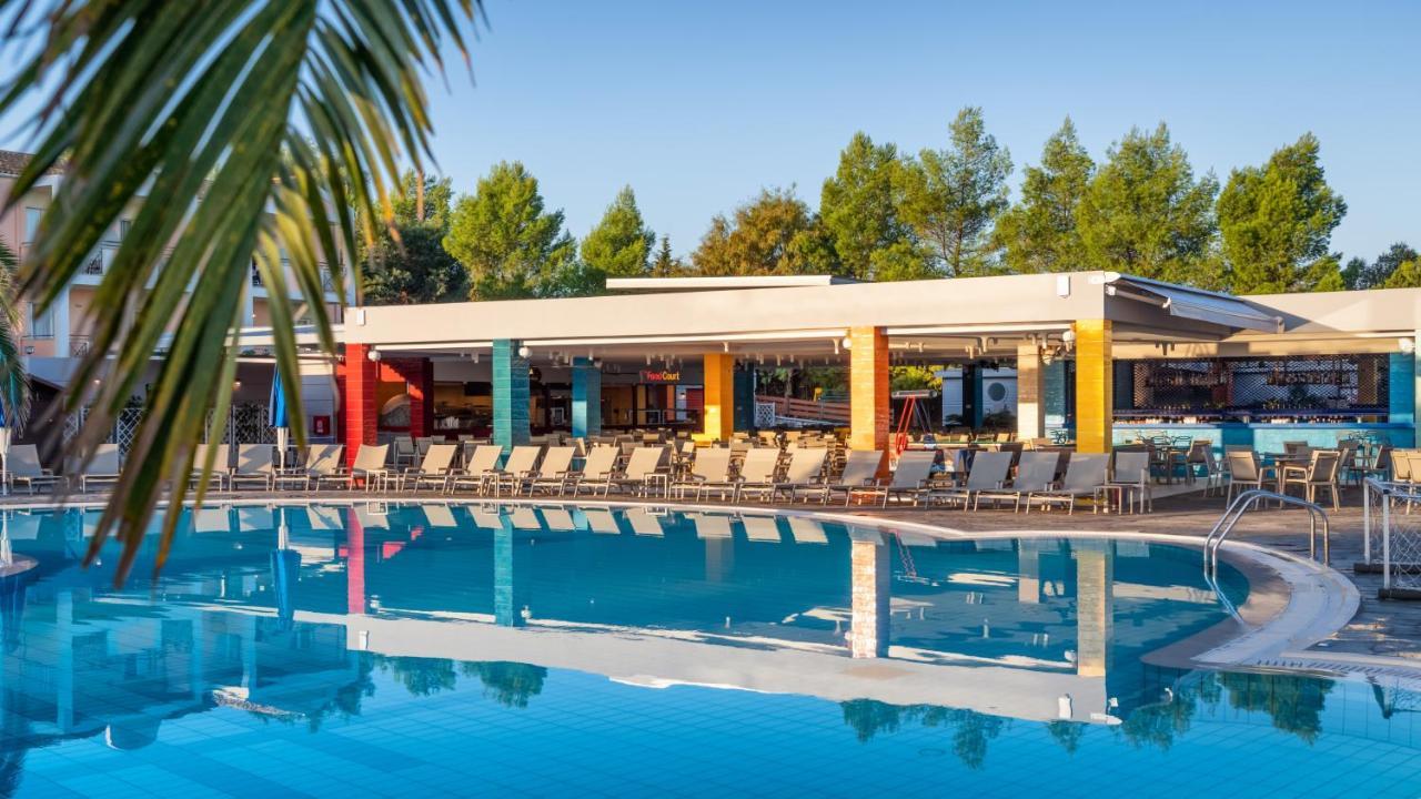 Mareblue Beach Agios Spyridon  المظهر الخارجي الصورة